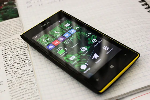 The Microsoft UI looked great and the Nokia hardware partnership helped.